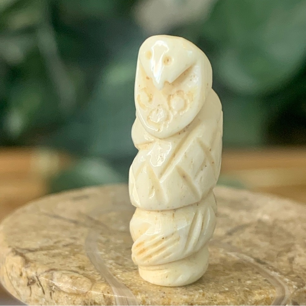 Hand Carved Snake Bone Bead Top Drilled Detailed Coiled Cobra Animal Carving 1" - Picture 3 of 16